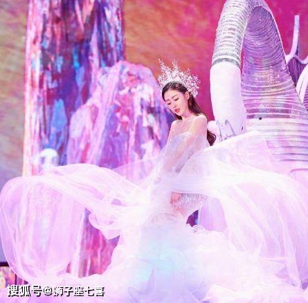 白雀成人舞蹈视频大全集,激情四溢，舞动魅力人生