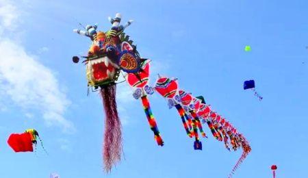 成人风筝的放飞技巧视频,成人风筝放飞技巧揭秘