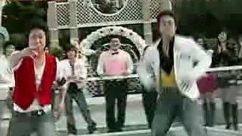 成人礼视频争议