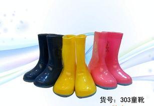 成人穿儿童雨靴视频,跟随视频一起学习穿儿童雨靴