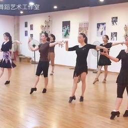 成人跳舞怎么锻炼好视频,跟随成人跳舞视频高效塑形