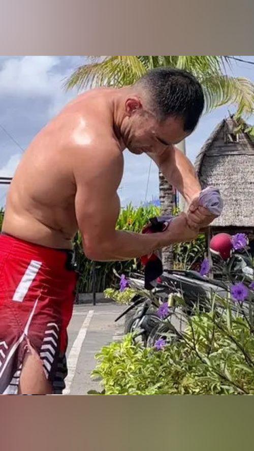 成人如何练体能视频大全